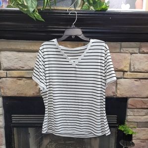 Unbranded Black and white striped tee Size 3XL